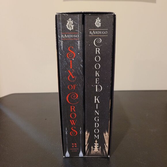 The Six Of Crows Duology By Leigh Bardugo  Grishaverse Hardcover Box Set - Picture 3 of 9
